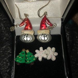 Lot of 3 pairs of Christmas earrings gently used
